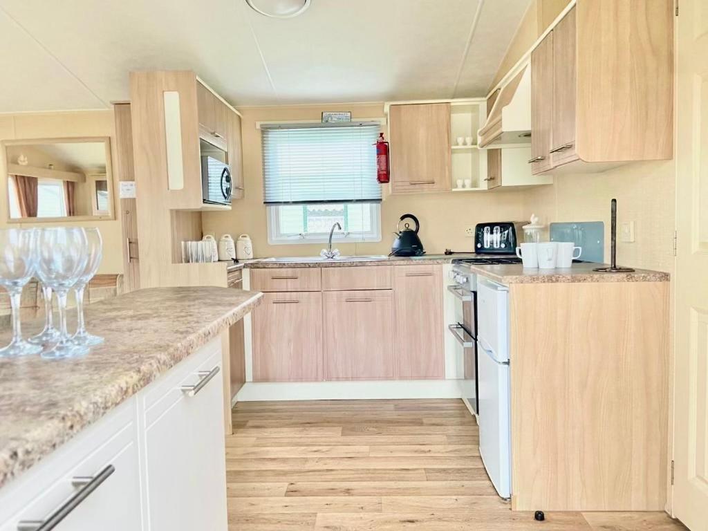 Ocean Pearl Home Хейшем Екстер'єр фото
